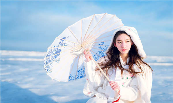 铜鼓试管代怀生子多少钱一个？助孕之路的费用分析与方案选择